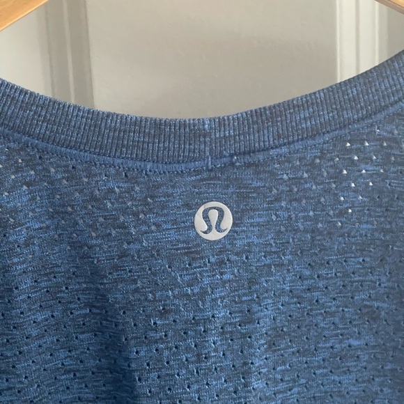 Lululemon Breeze By Muscle Tank Cerulean Blue Black 2016 Style: W1ADSS $58 Sz 6 - Picture 6 of 6